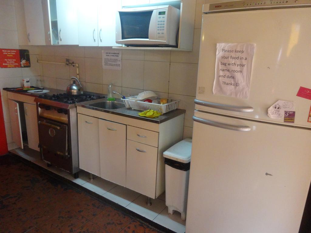 Hostel Internacional Mendoza Exterior photo